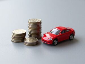 Ile kosztuje ubezpieczenie samochodu dla 18-latka w 2026? Sprawdź, jak obniżyć składkę!